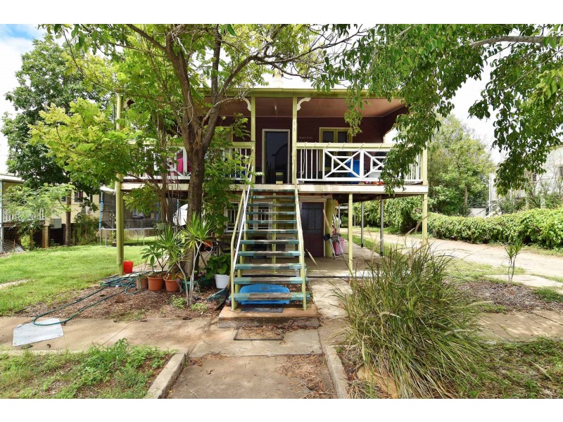 212 Gill Street, Charters Towers QLD 4820