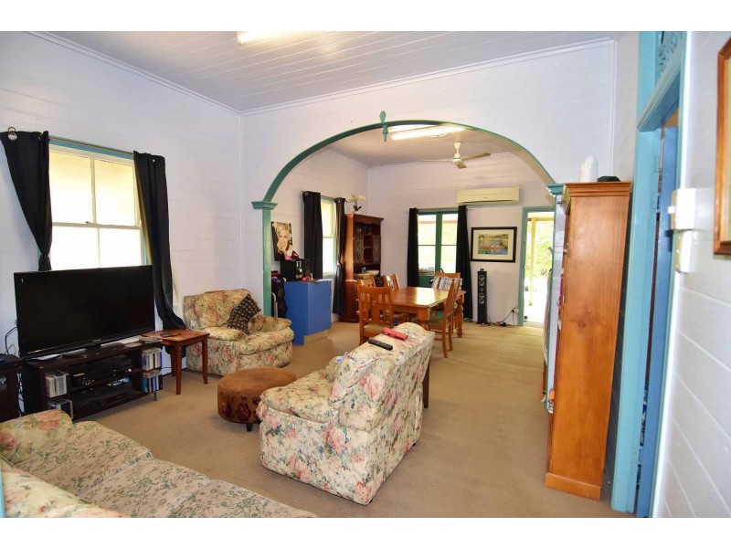 212 Gill Street, Charters Towers QLD 4820