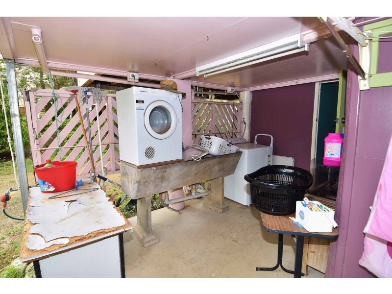 212 Gill Street, Charters Towers QLD 4820