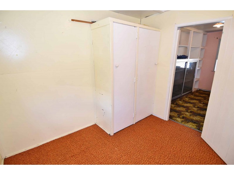 17 Racecourse Road, Richmond Hill QLD 4820