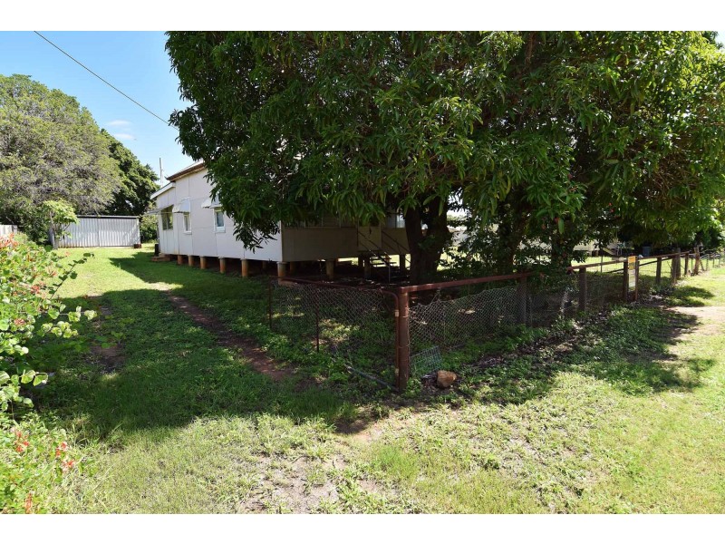 14 Oxford Street, Charters Towers City QLD 4820