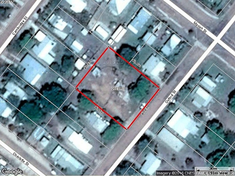 14 Oxford Street, Charters Towers City QLD 4820