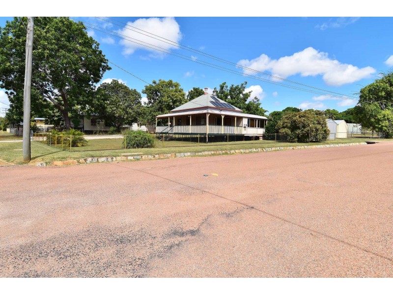 12 Vulture Street, Charters Towers City QLD 4820