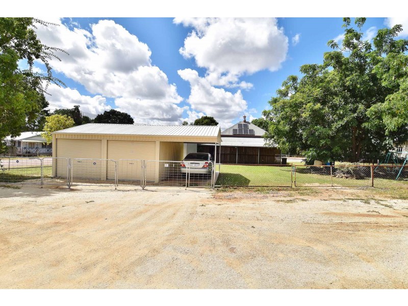 12 Vulture Street, Charters Towers City QLD 4820