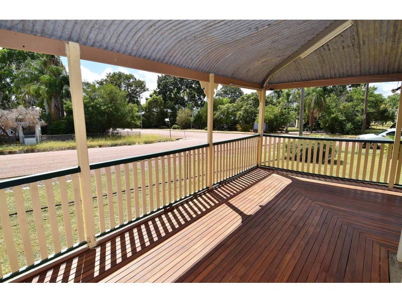 12 Vulture Street, Charters Towers City QLD 4820