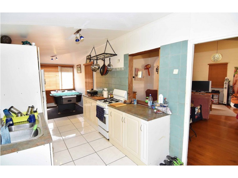 12 Vulture Street, Charters Towers City QLD 4820