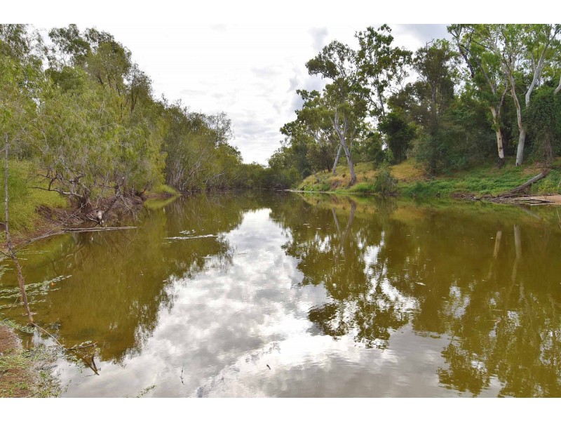L20 Lynd Highway, Charters Towers QLD 4820