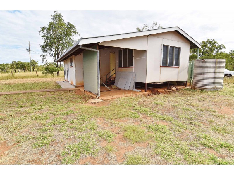 L20 Lynd Highway, Charters Towers QLD 4820