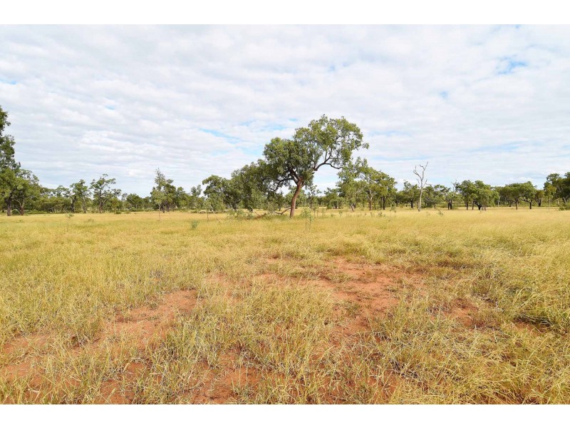 L20 Lynd Highway, Charters Towers QLD 4820