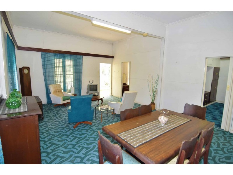 8 Anne Street, Charters Towers QLD 4820