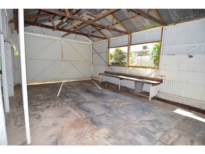 8 Anne Street, Charters Towers QLD 4820