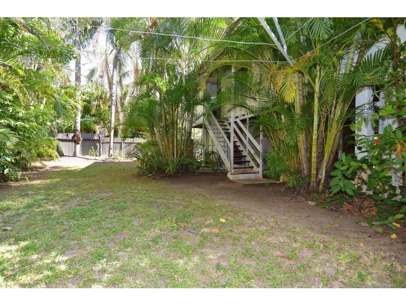 8 Anne Street, Charters Towers QLD 4820