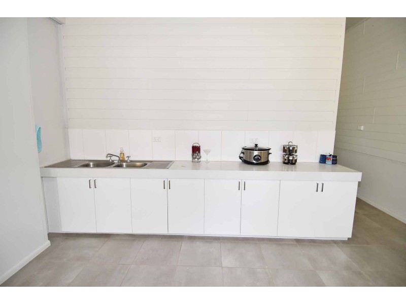 276 Sandy Creek Road, Southern Cross QLD 4820