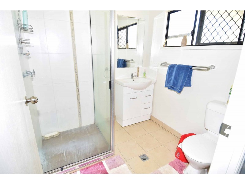 276 Sandy Creek Road, Southern Cross QLD 4820