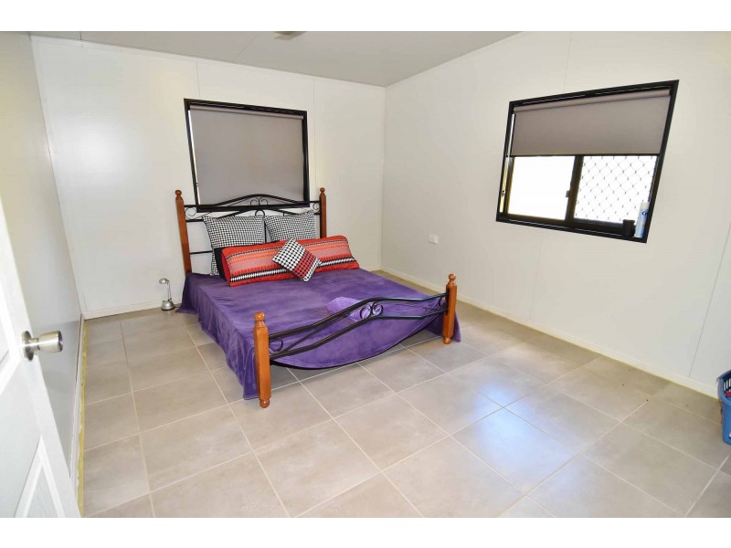 276 Sandy Creek Road, Southern Cross QLD 4820