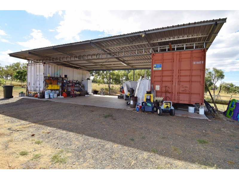 276 Sandy Creek Road, Southern Cross QLD 4820