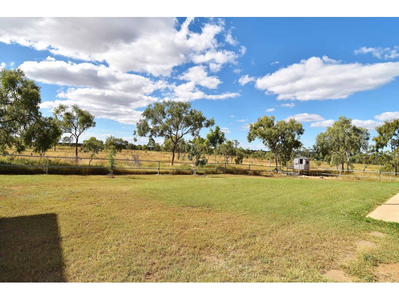 276 Sandy Creek Road, Southern Cross QLD 4820