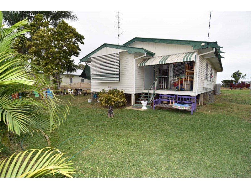 27 York Street, Queenton QLD 4820