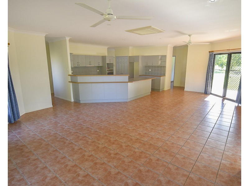 24 Gordon Street, Richmond Hill QLD 4820
