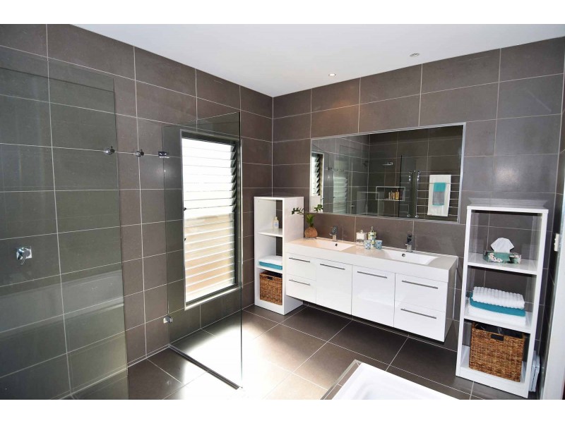 3B Stubley Street, Charters Towers QLD 4820