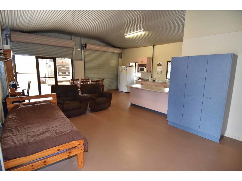 104 Picnic Creek Road, Charters Towers QLD 4820