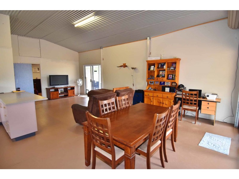 104 Picnic Creek Road, Charters Towers QLD 4820
