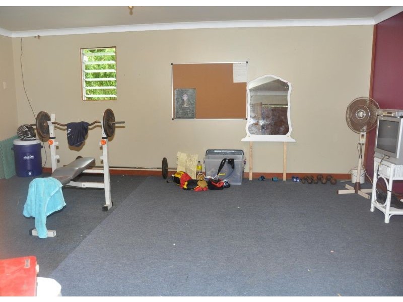 27 Racecourse Road, Richmond Hill QLD 4820