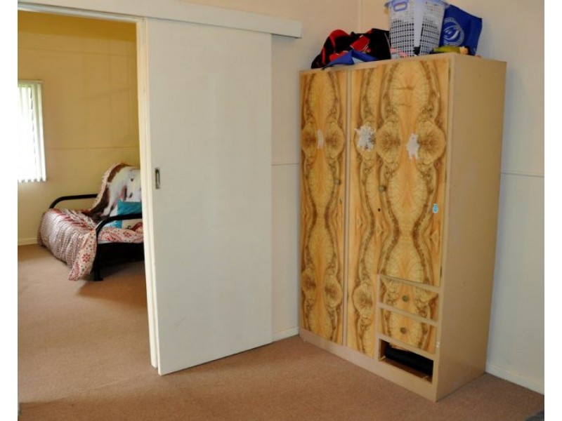 14 Bellevue Street, Richmond Hill QLD 4820