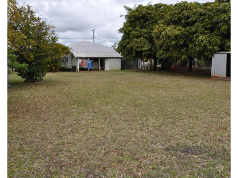 14 Bellevue Street, Richmond Hill QLD 4820