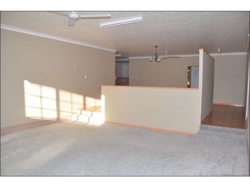 27 Scrubby Creek Road, Southern Cross QLD 4820