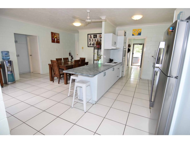 25 Armstrong Road, Queenton QLD 4820