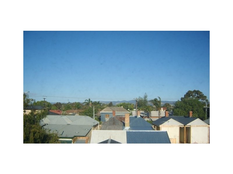 U18/17 Caroline Street, Glenelg North SA 5045