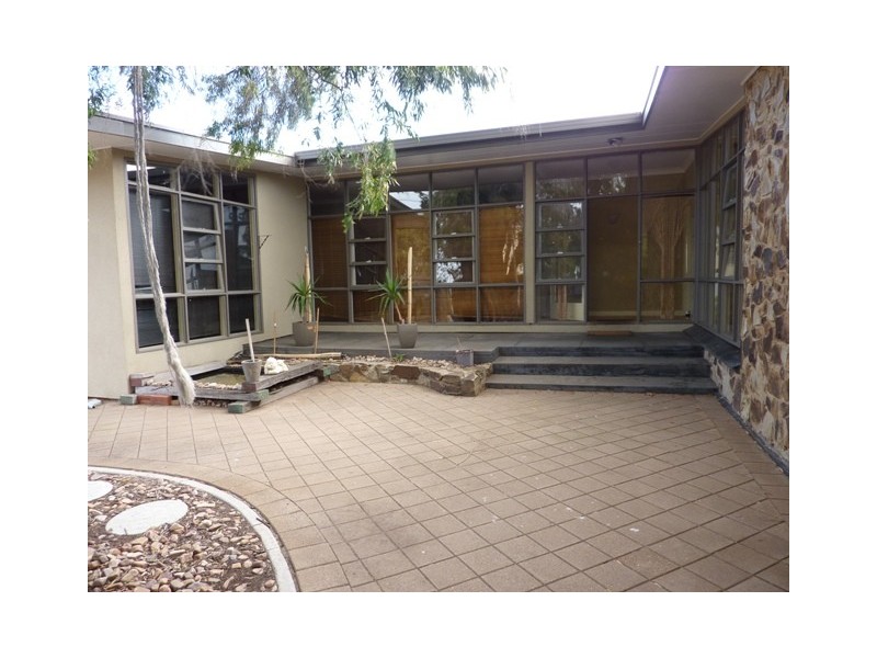 80 Shannon Ave (Cnr Fairway), Glenelg North SA 5045