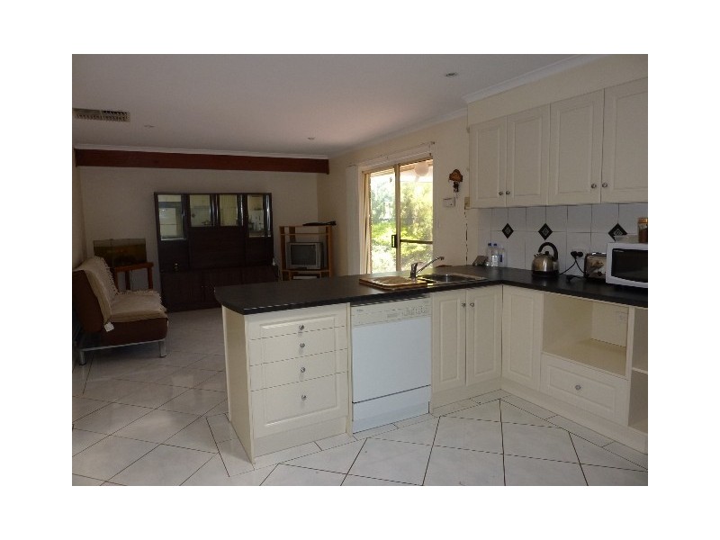 14 Parsee Court, Hallett Cove SA 5158