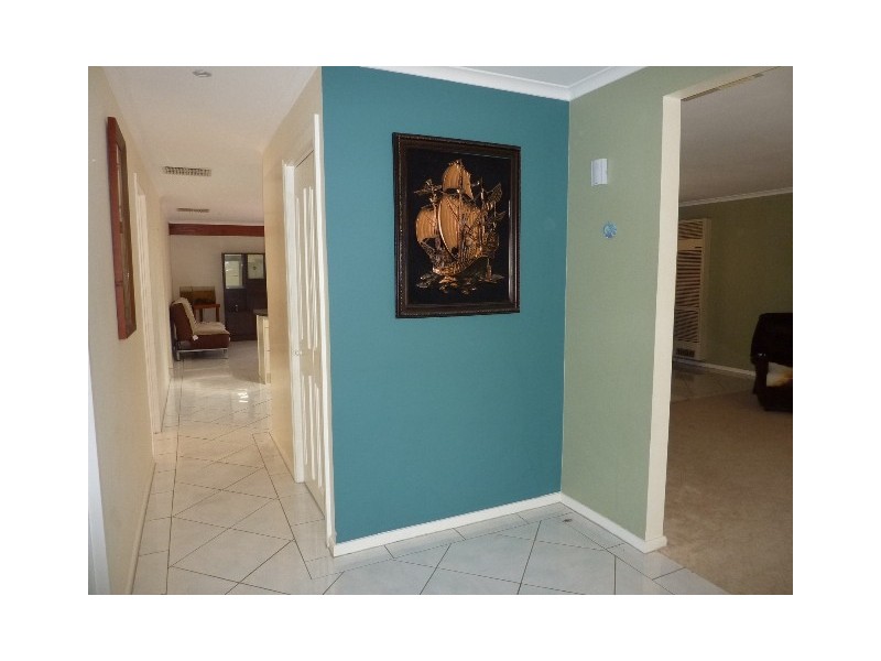 14 Parsee Court, Hallett Cove SA 5158