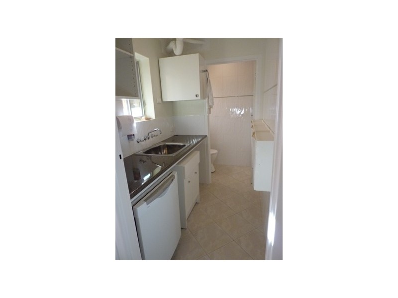 4/27 Wright Street, Henley Beach SA 5022