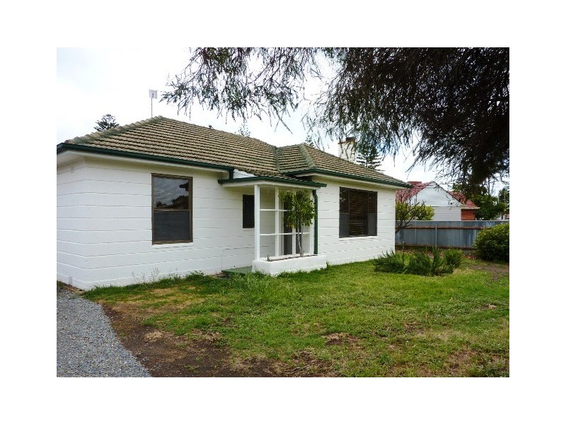 4 Gosse Avenue, Glenelg North SA 5045