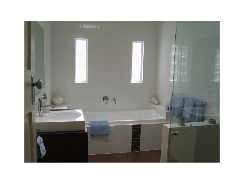 18 Creslin Terrace, Camden Park SA 5038