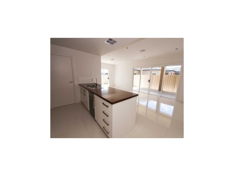 1 / 29 Hurstfield Terrace, Findon SA 5023