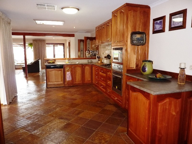 19 Dyer Court, West Lakes SA 5021