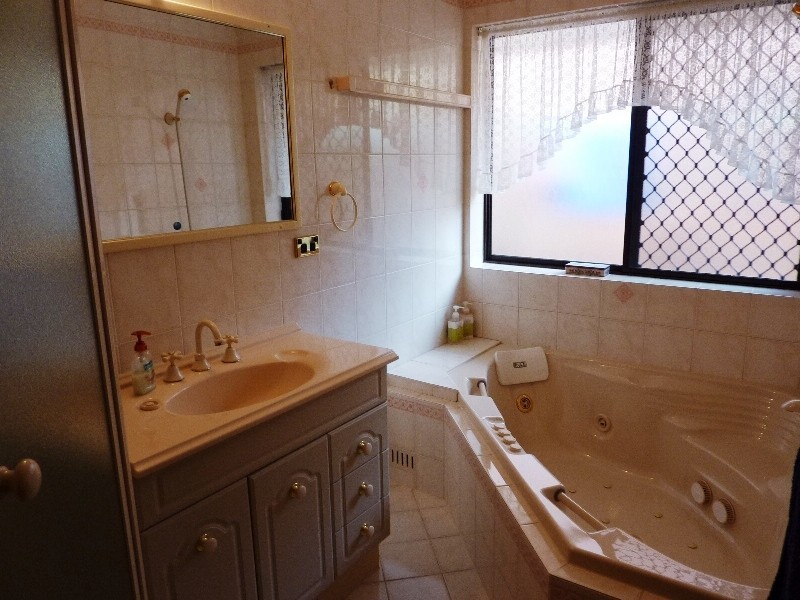 19 Dyer Court, West Lakes SA 5021