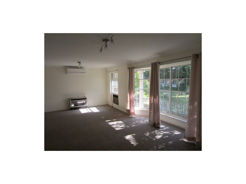 11 Carriabean Crescent, Happy Valley SA 5159