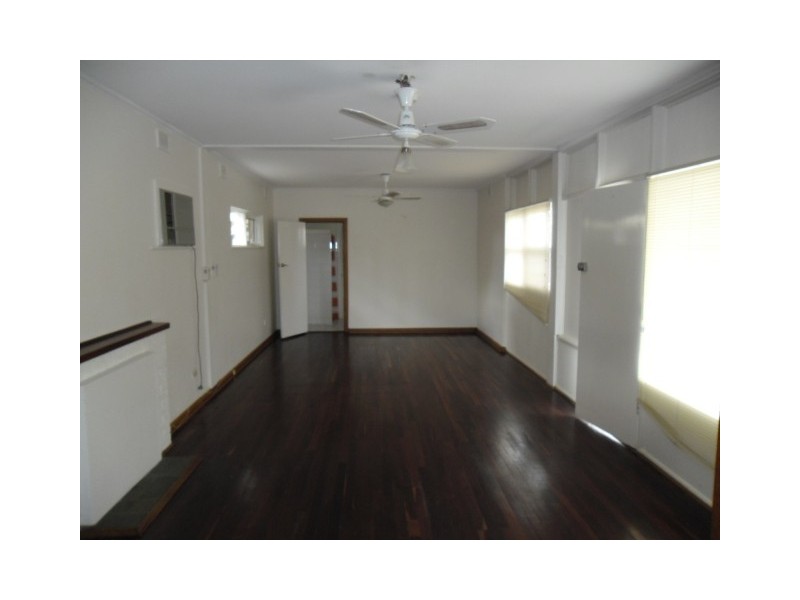 4B Gosse Avenue, Glenelg North SA 5045