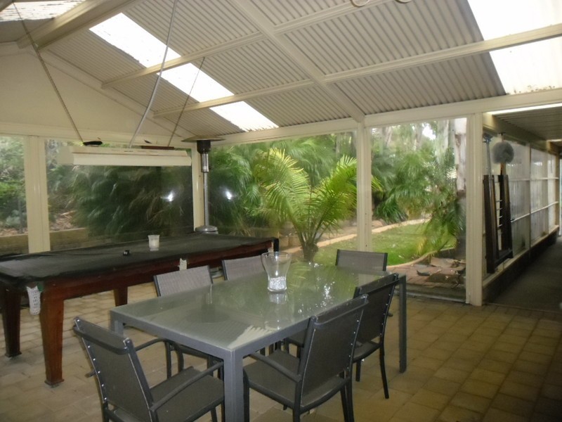 8 Abbaron Court, Aberfoyle Park SA 5159