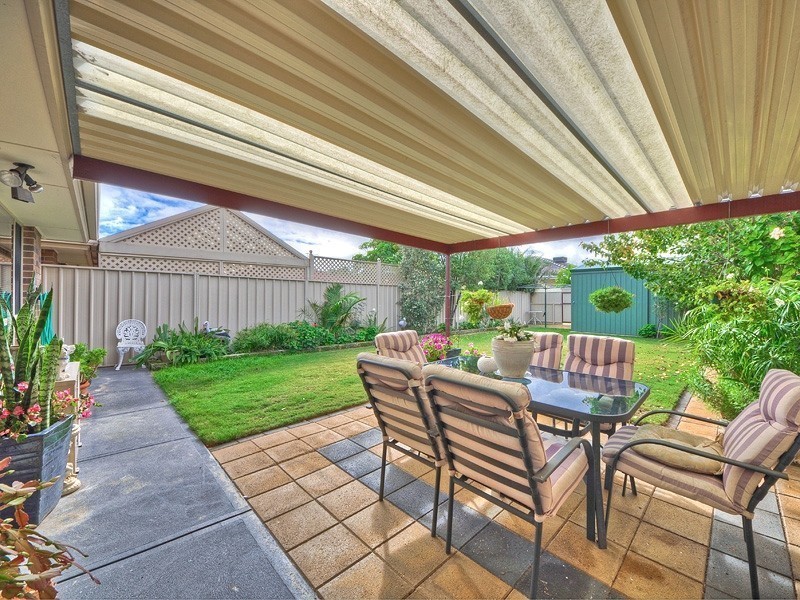 8 Pine Avenue, Glenelg North SA 5045
