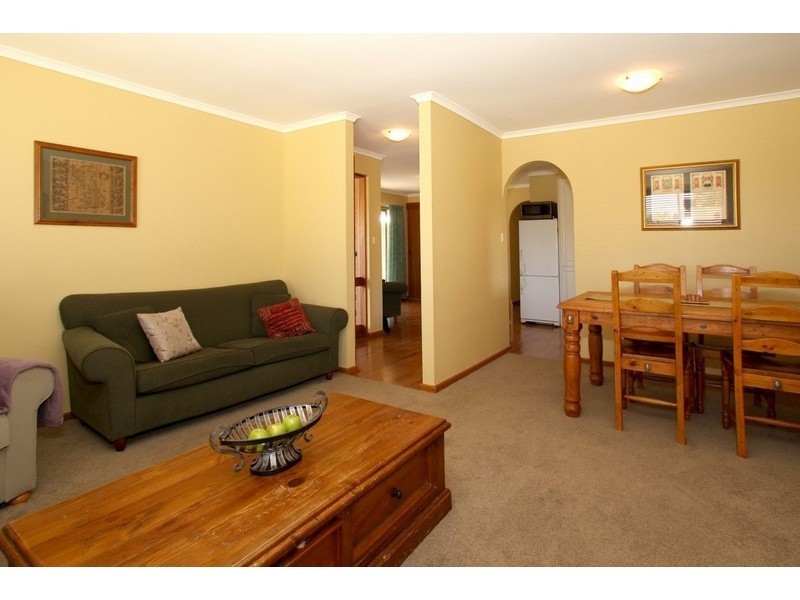 51 Serenade Crescent, Aberfoyle Park SA 5159