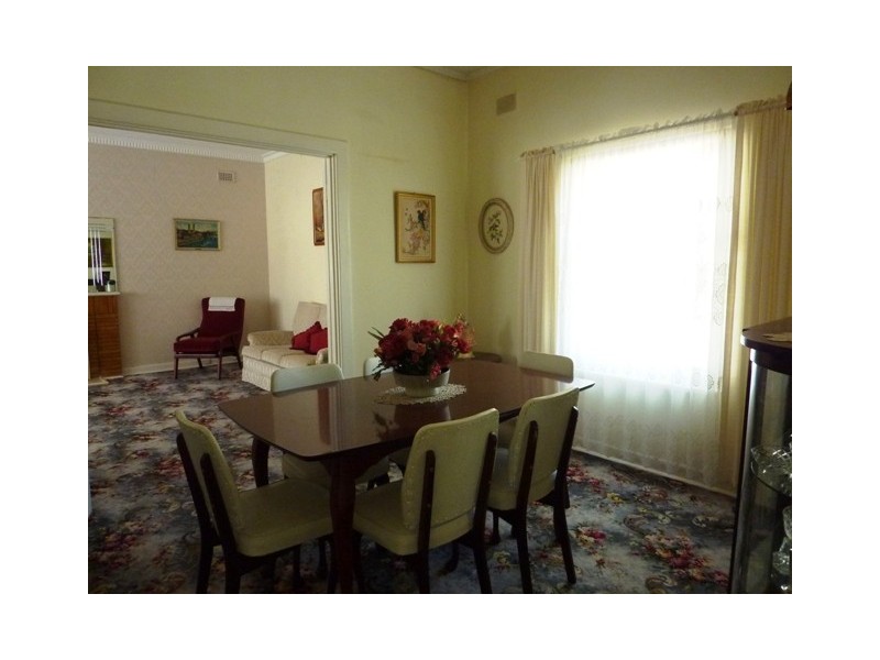 55 Avenue Road, Cumberland Park SA 5041