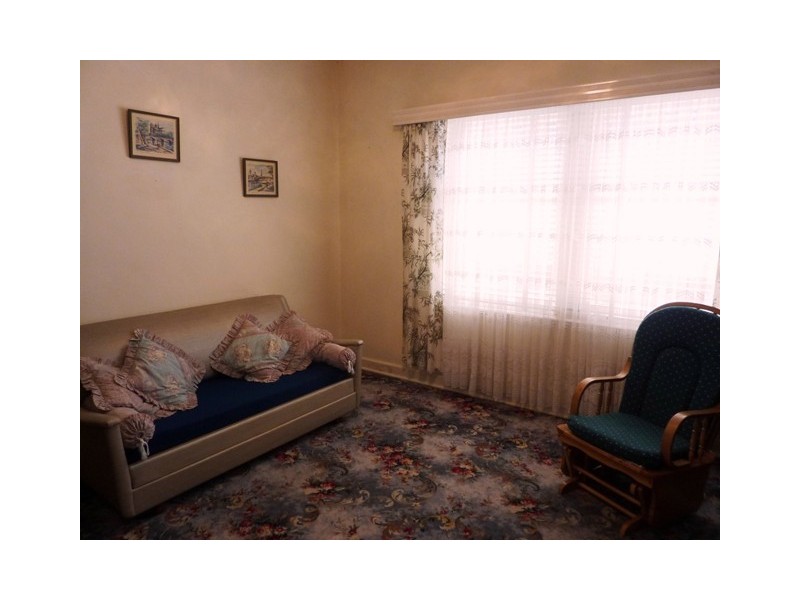 55 Avenue Road, Cumberland Park SA 5041