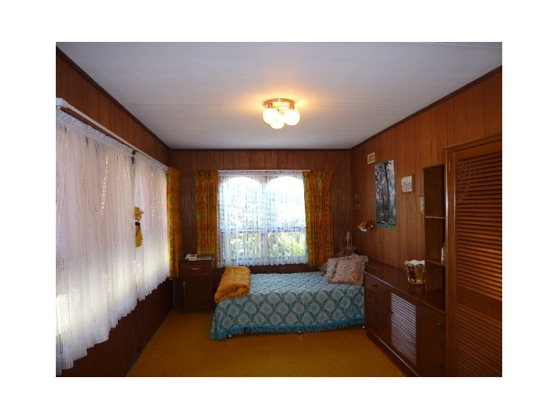 55 Avenue Road, Cumberland Park SA 5041