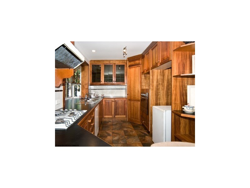 2 Kahan Court, Trott Park SA 5158